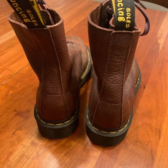 Dr Martens brown boots men’s size 7 - Picture 4 of 6